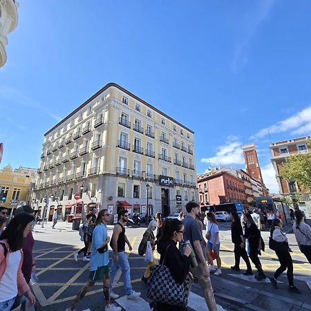 Hotel Ch Cruz Madrid Exterior foto